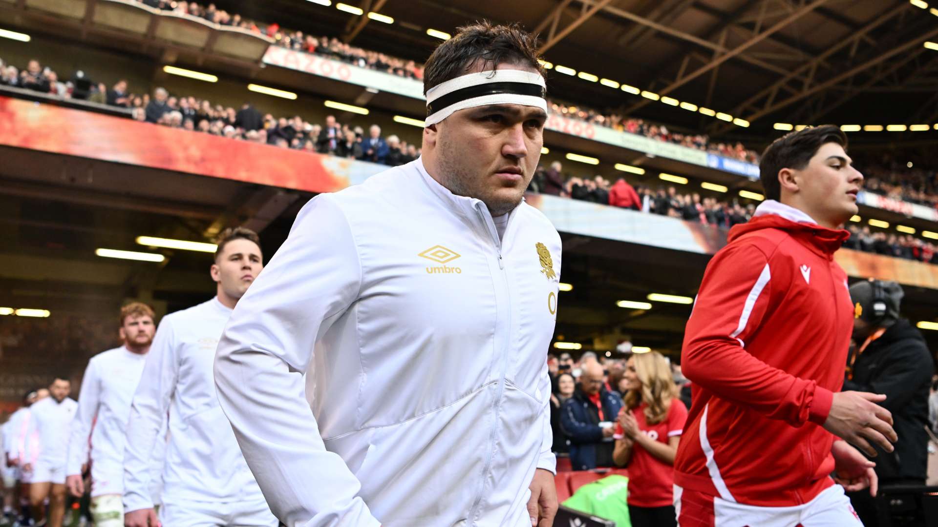 逐漸拉開的 逐漸拉開的