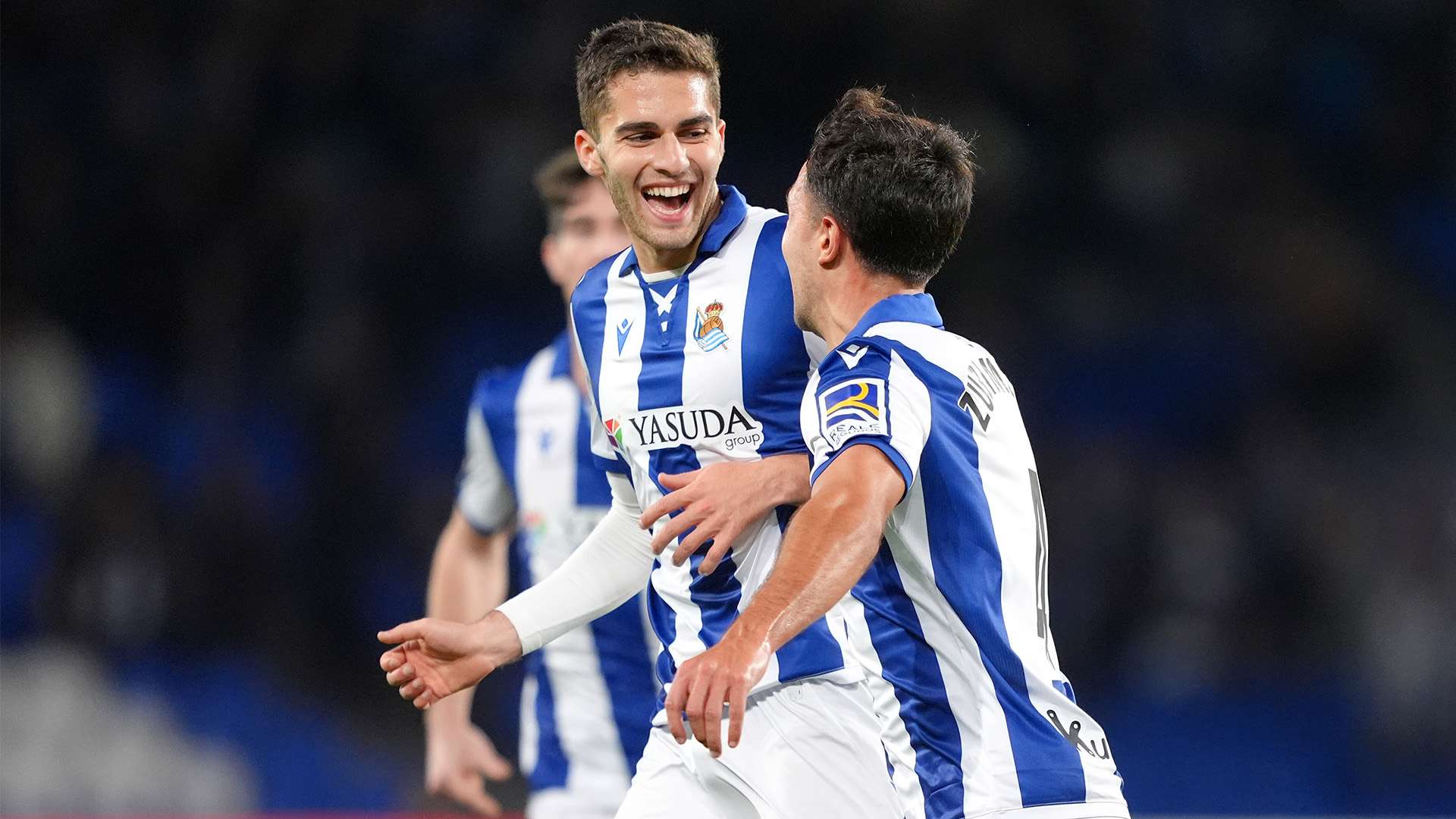 年夏天以超 年夏天以超