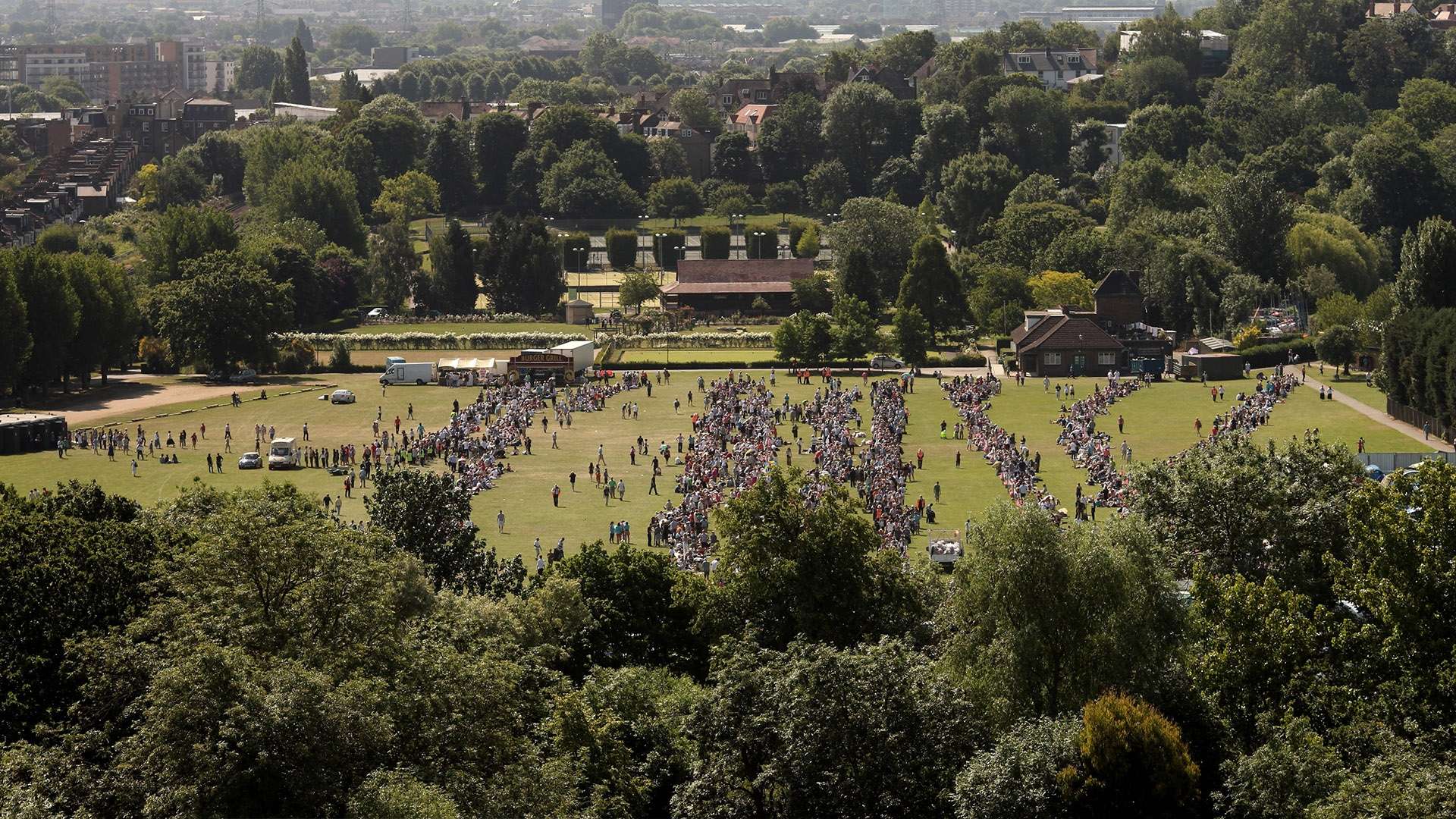 她并没有选 她并没有选